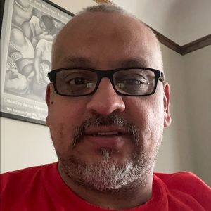 Meet your Posher, Gil